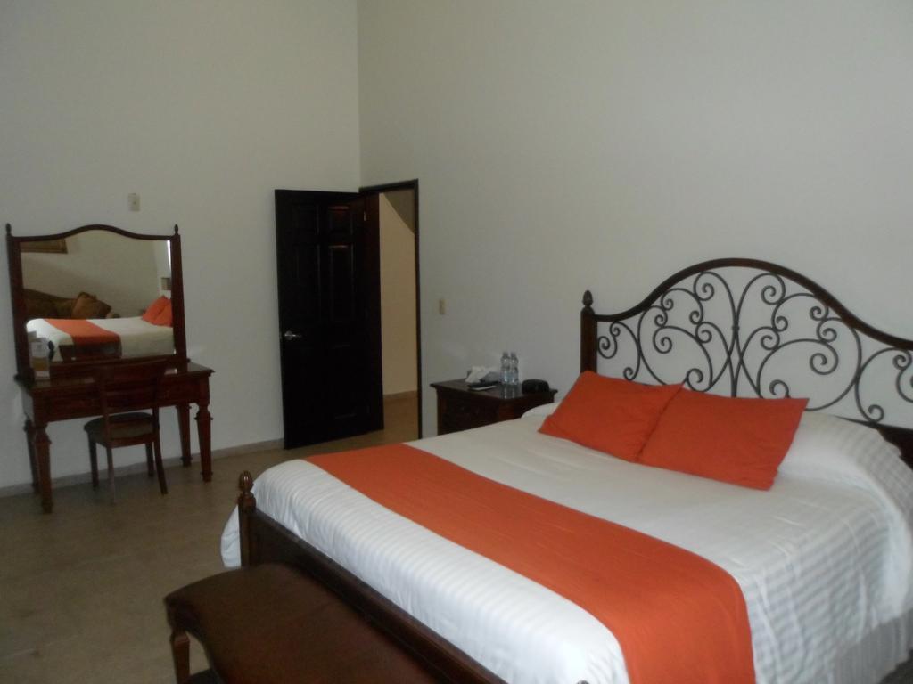 Hotel Poza Rica Inn Zewnętrze zdjęcie