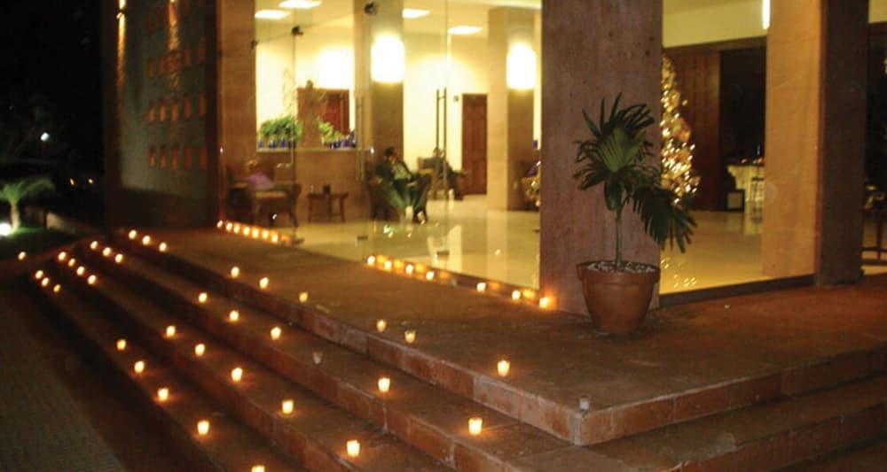 Hotel Poza Rica Inn Zewnętrze zdjęcie